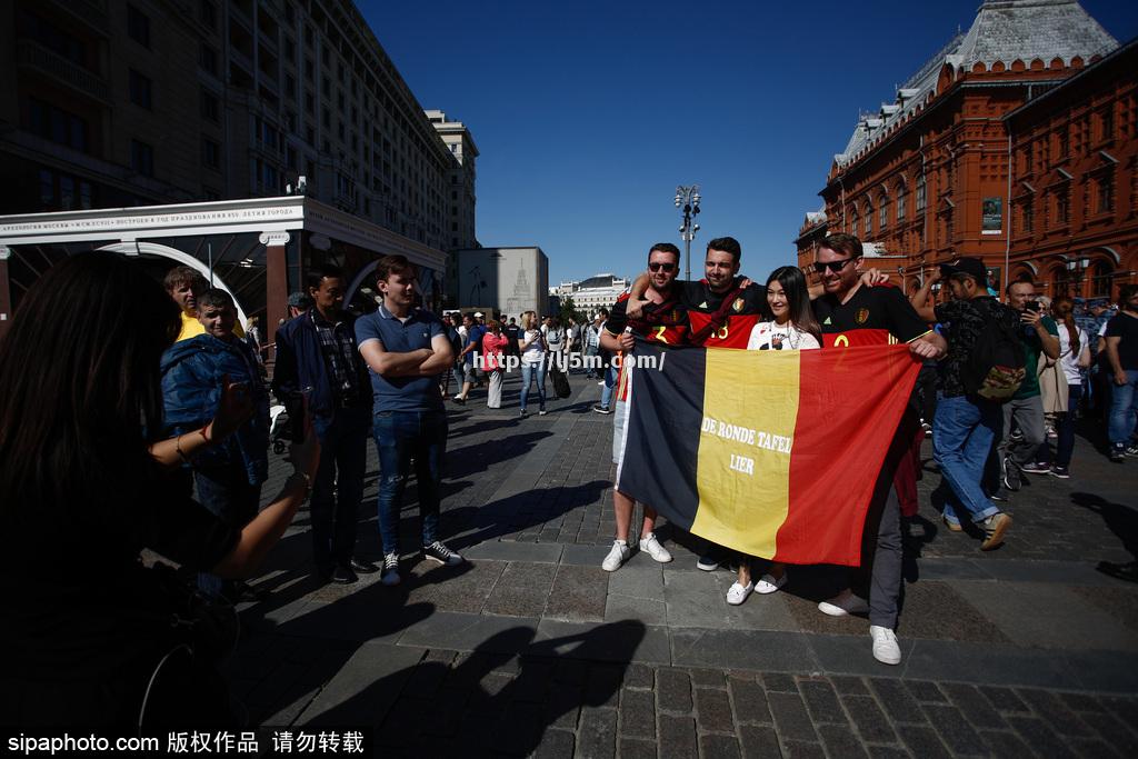 瑞士篮球盛会吸引球迷云集热闹非凡