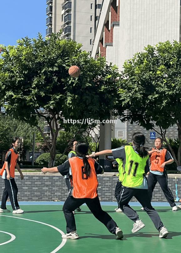 精彩绝伦的比赛现场，激情四射